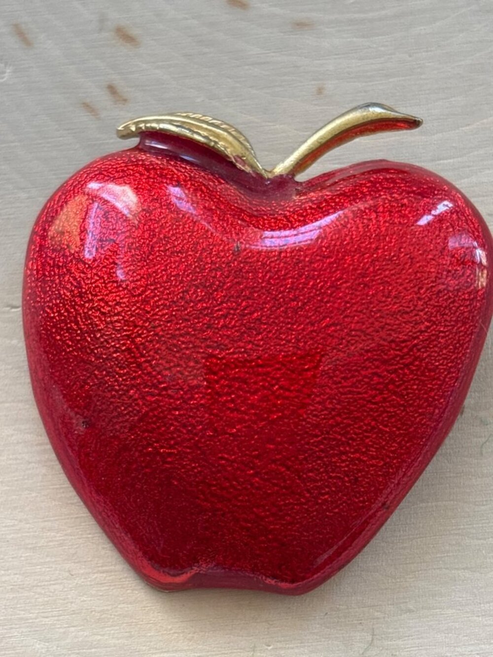 Vintage Red Enamel Apple Brooch Pin Gold Tone Leaf Teacher Fall Fruit Jewelry